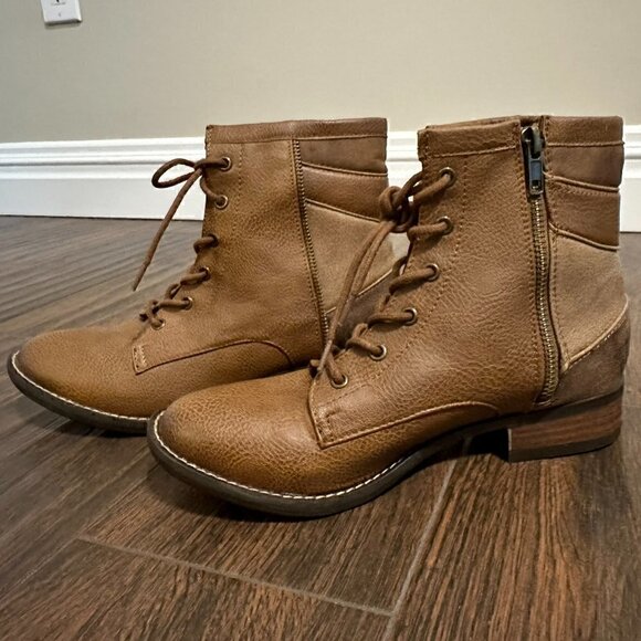 Not Rated Shoes Lace up combat boots - New! Never worn Tan/Brown sized zipper - Picture 3 of 6
